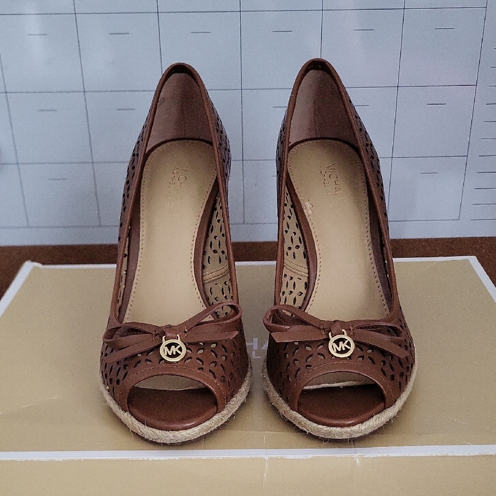 Michael Kors Brown Cutout Peep-Toe Heels